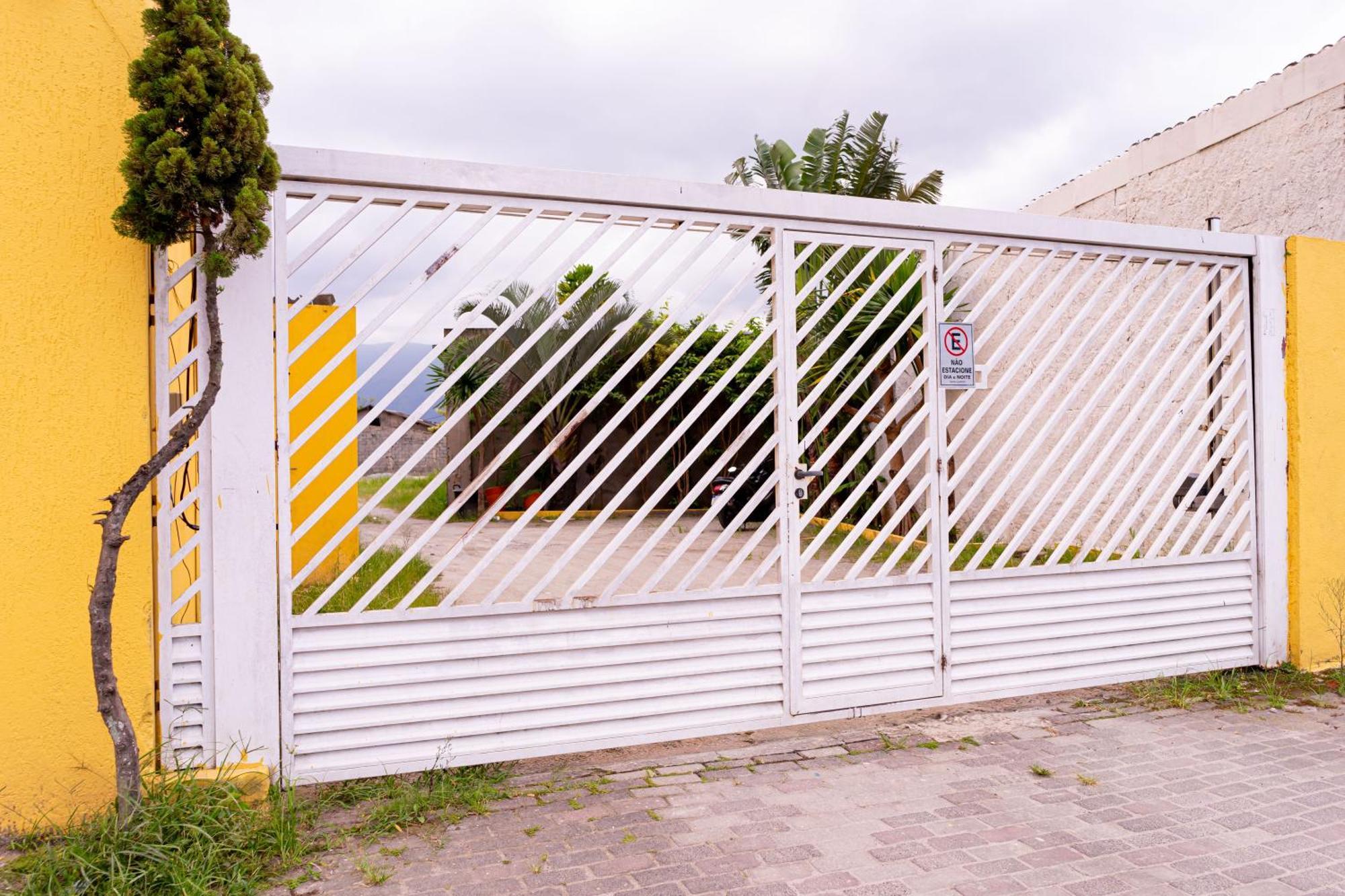 Pousada Hebrom Bertioga Buitenkant foto